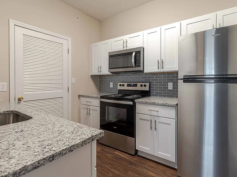Highlands of Montour Run Apartment Homes — Photo 12