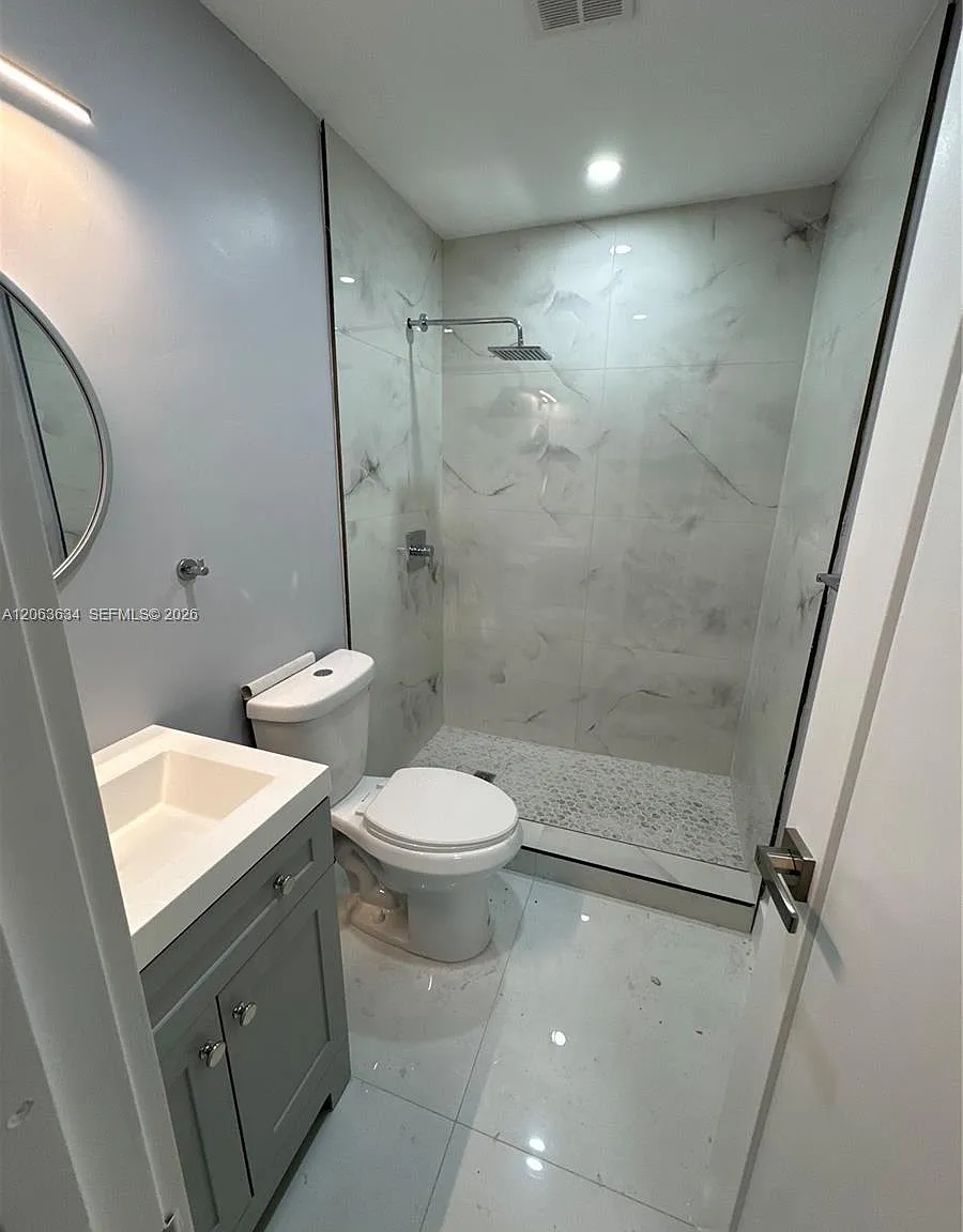 Leslie Estates Sec Five — Photo 2