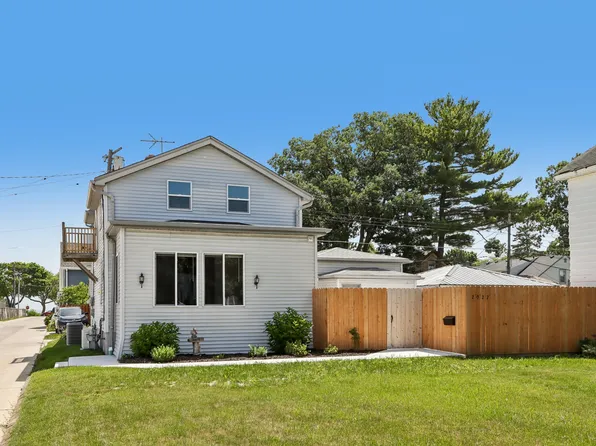 2027 N Main St, Racine, WI