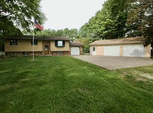 1113 N Conn Rd, Hanna City, IL 61536