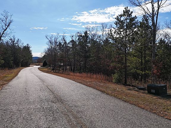 3rd image of LOT 7 Scout Trce