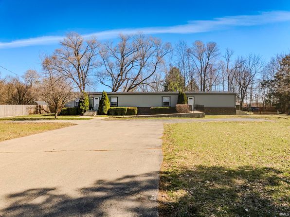 502 N Madison St #1 & 2, Gaston, IN 47342