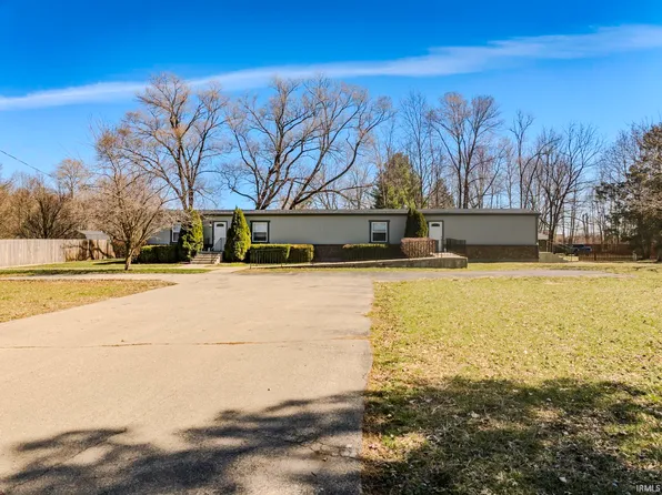 502 N Madison St #1 & 2, Gaston, IN 47342