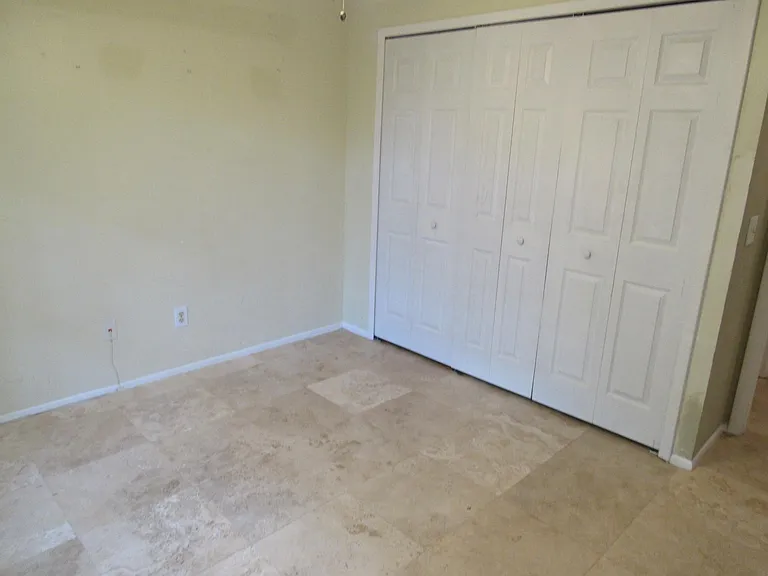 109 Reserve Cir #113 — Photo 18