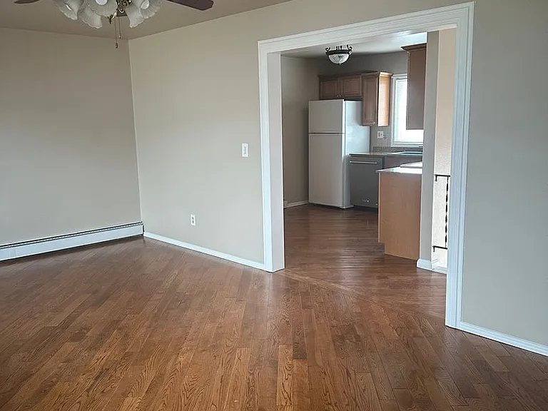 380 Shoshone Ave #A — Photo 9