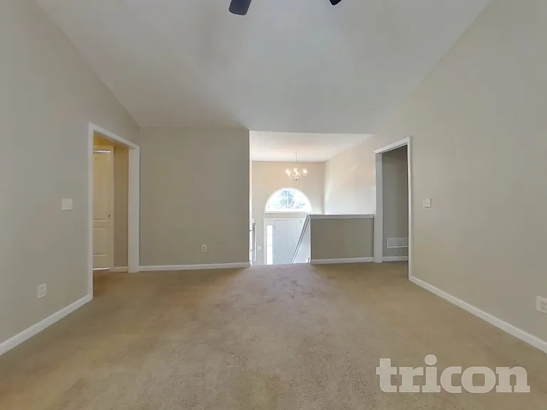 125 Gracie Xing — Photo 3