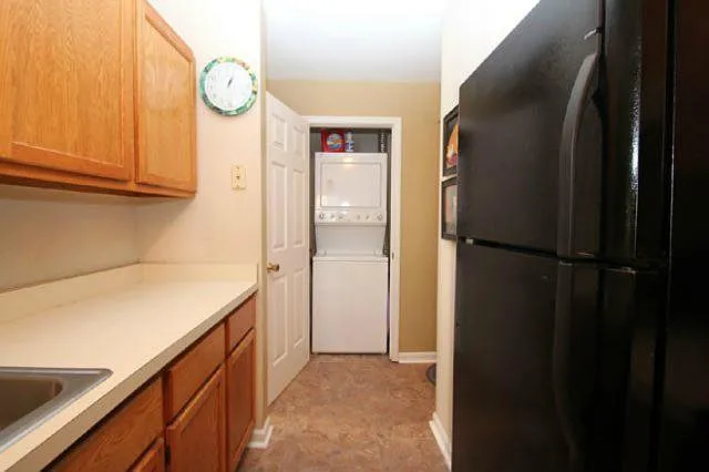 20 E Pembroke Rd #60 — Photo 4