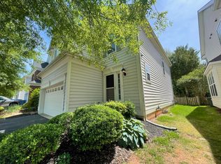14741 Dogwood Park Ln, Haymarket, VA 20169