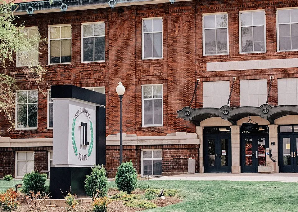 The Laurel Flats Apartments