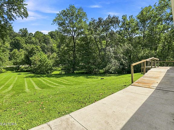 4th image of 8111 Pickens Gap Rd