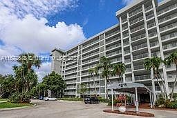 3rd image of 4015 W Palm Aire Dr APT 902