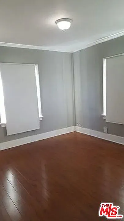 4110 Griffin (World Capital Holdings) - 4112 1/2 Griffin Ave. — Photo 4