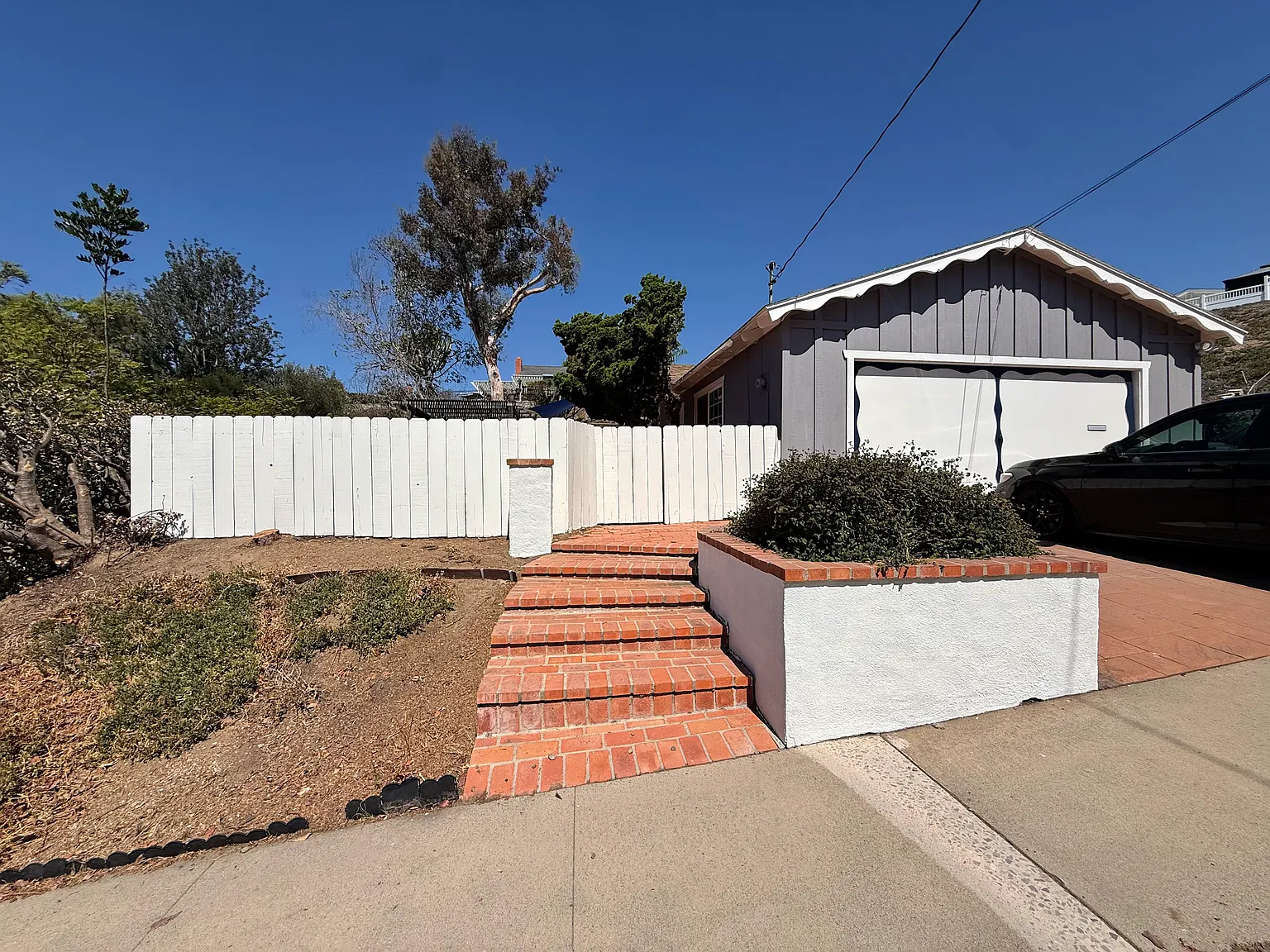 3 bed, 1326 sqft, $4,200 — Photo 3