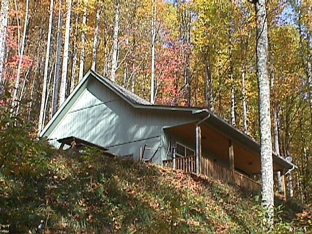 1st image of 270 Roaring Creek Ln