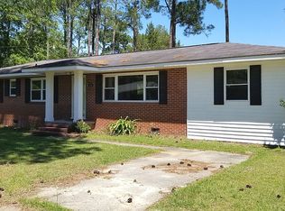 135 Alexander Ave, Lyons, GA 30436