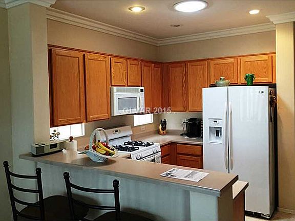 4th image of 2749 Meadow Park Ave #00