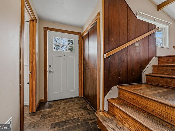 3rd image of 2430 Nicholby Dr