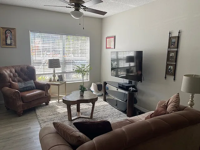 5921 Bayside Key Dr — Photo 3