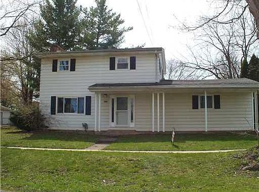 1st image of 200 E Pearl St