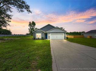 601 Laurel Lake Rd, Salemburg, NC 28385