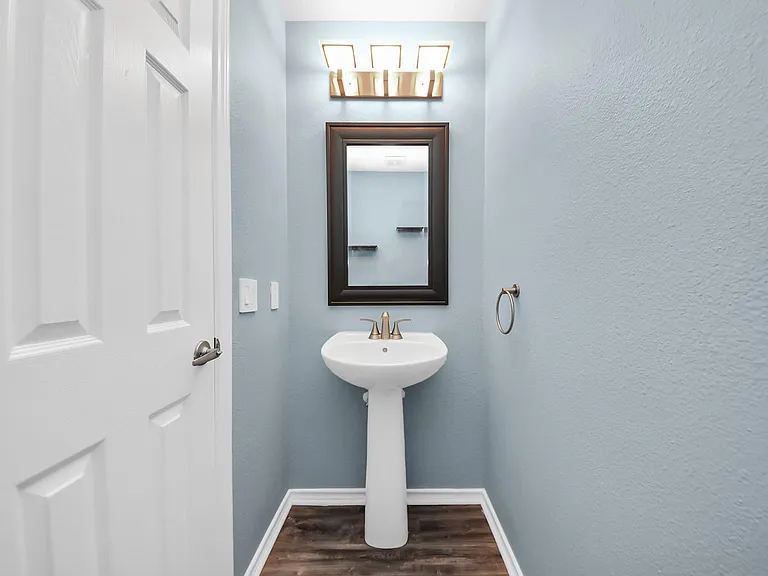 11207 Satin Tail Ln — Photo 21