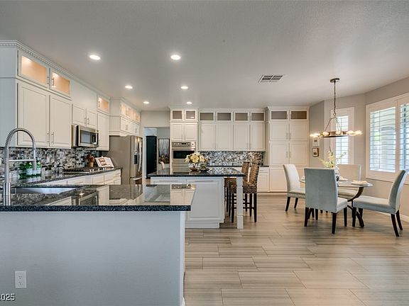 4th image of 6371 Tempting Choice Ave