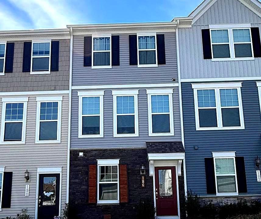 1st image of 186 Coolidge Ave