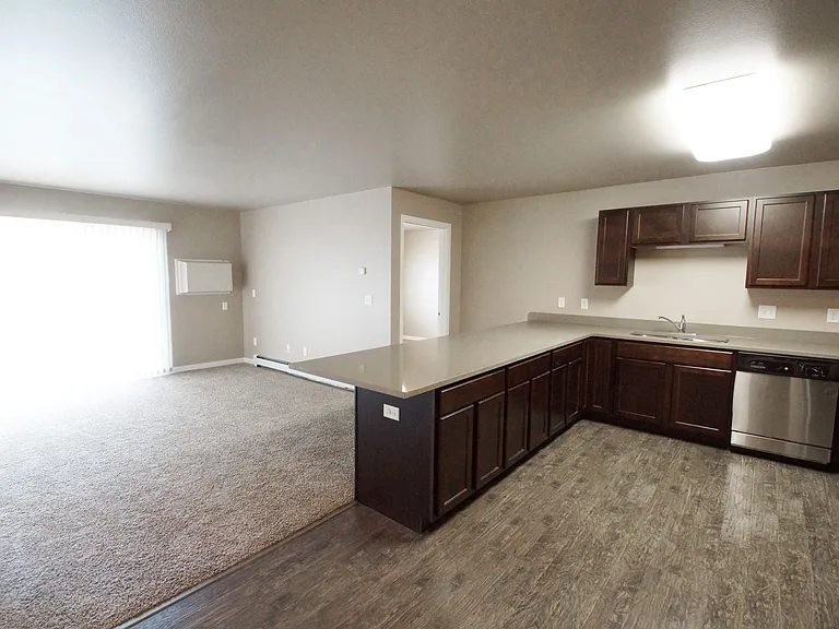 Westdale Apartments — Photo 7