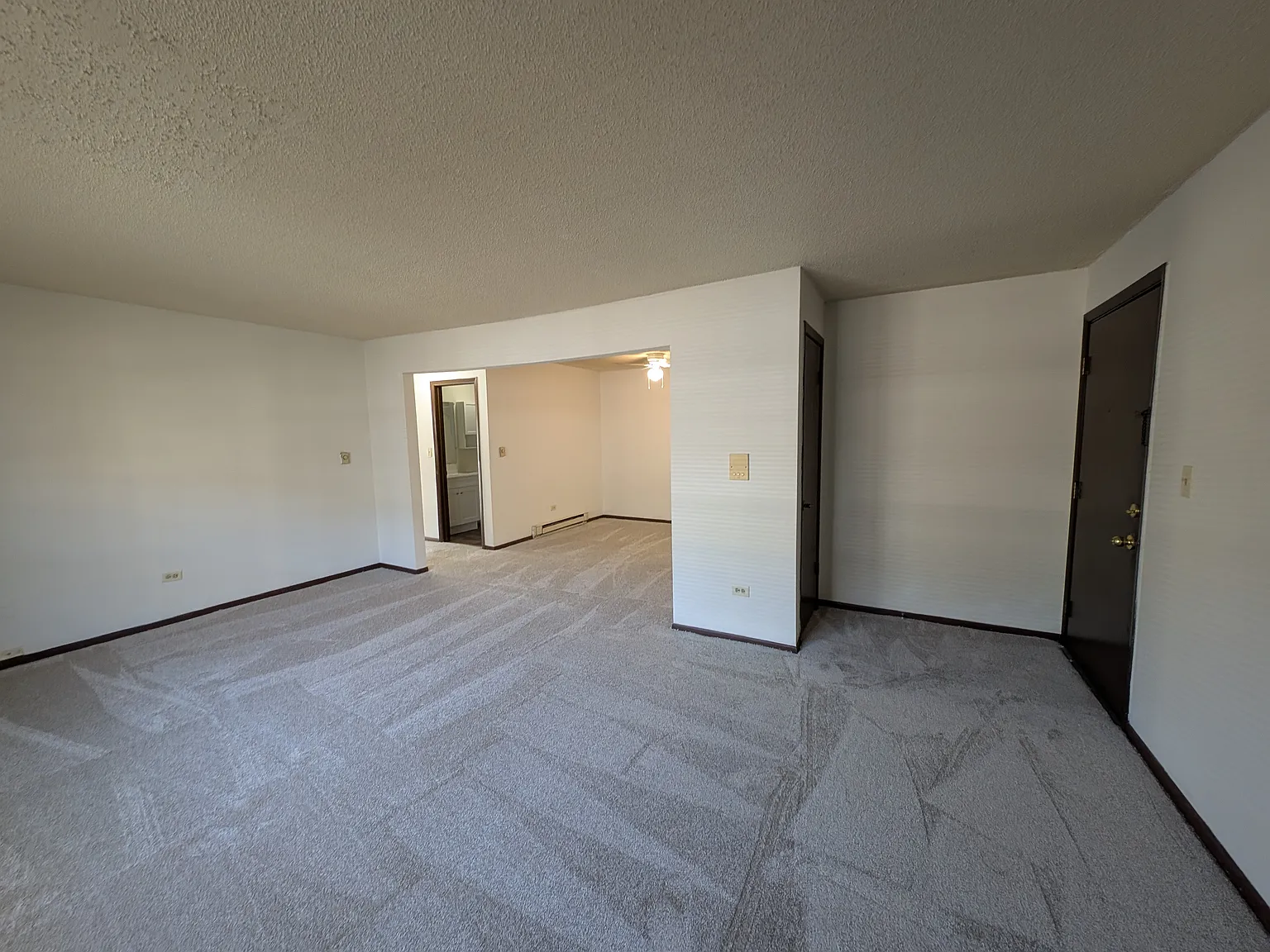 504 Kungs Way — Photo 3