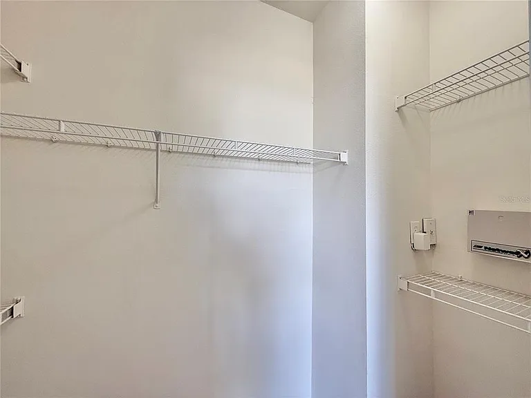 8801 Villa View Cir #202 — Photo 25