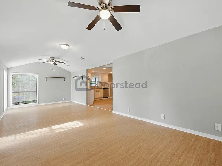 901 Kimbrough St — Photo 12