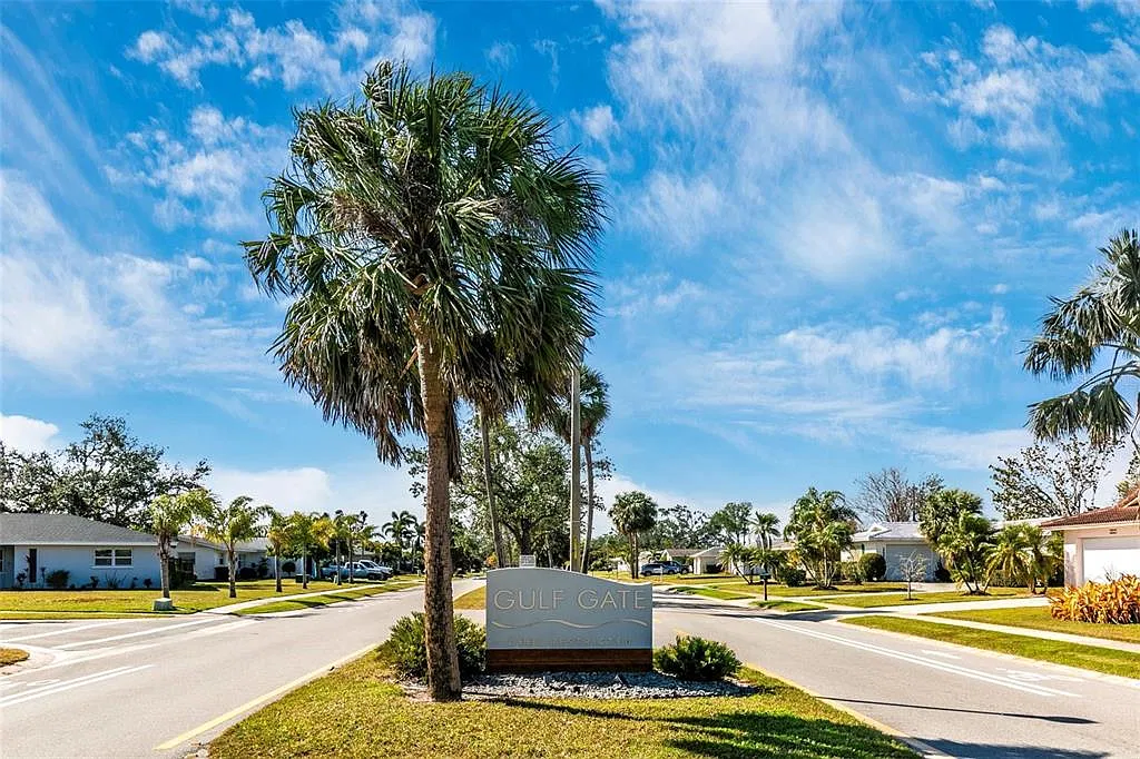 3 bed, 2.0 bath, 1688 sqft, $3,500 — Photo 4