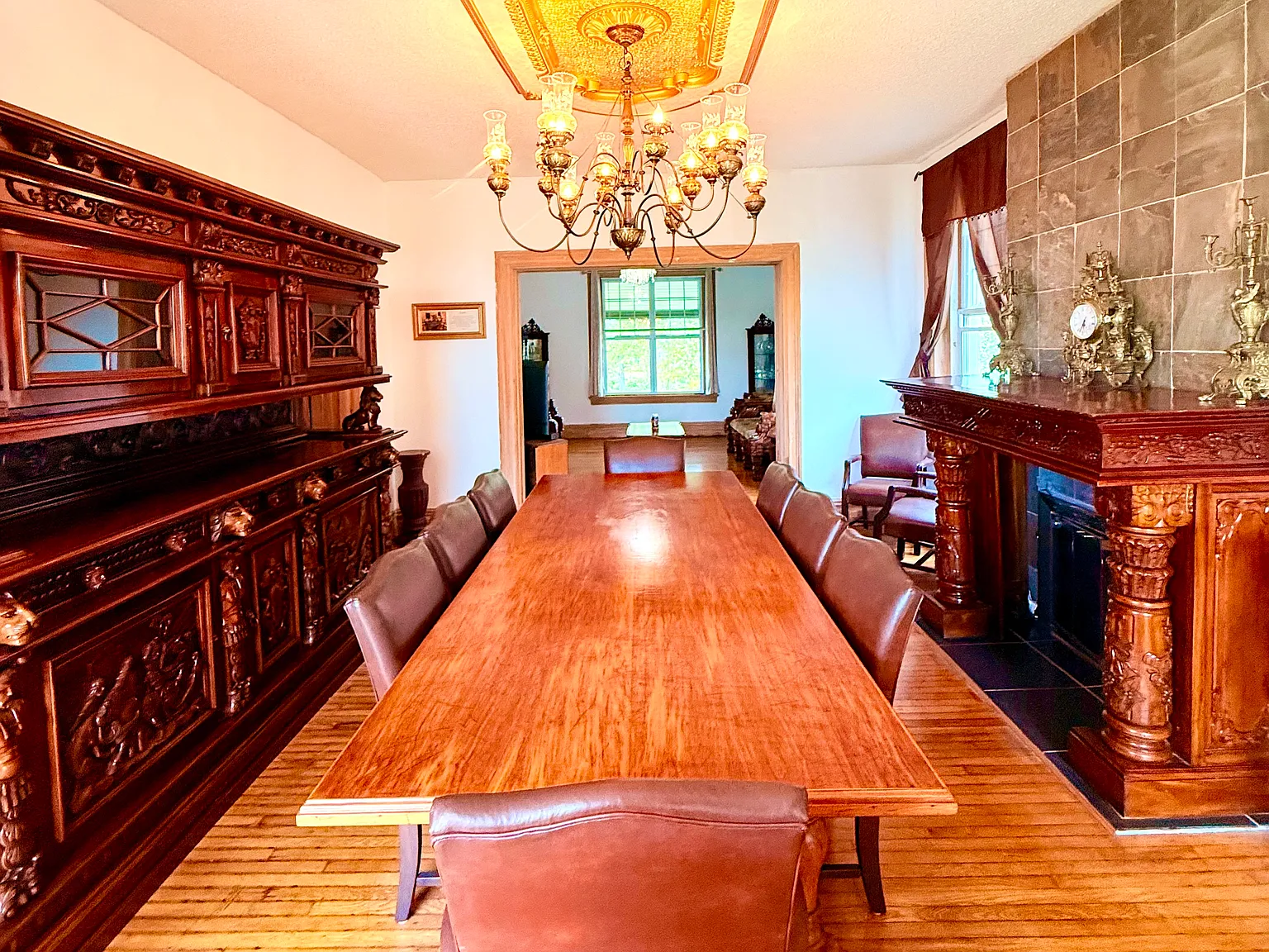 5 bed, 2.5 bath, 3478 sqft, $4,000 — Photo 1