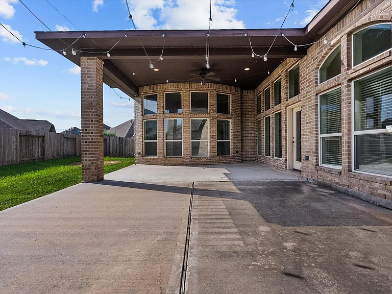 2524 Davis Prairie Ln — Photo 41