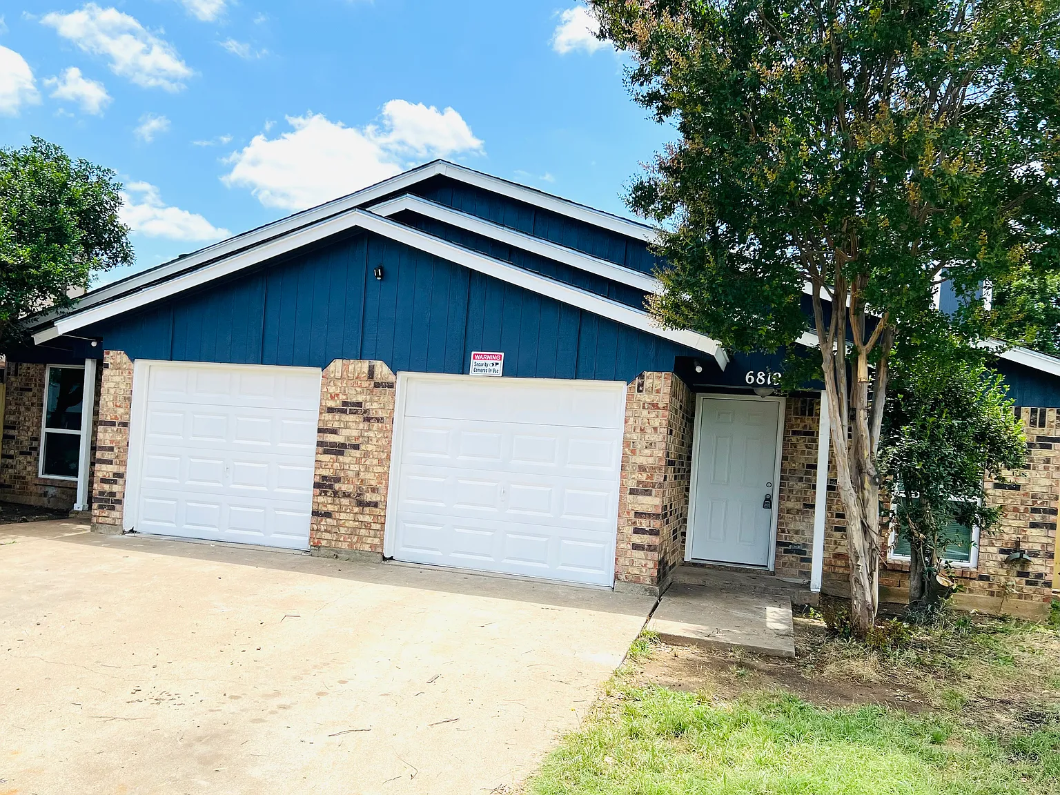 6819 S Creek Dr — Photo 1