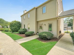 4 Somerset Hills Ct #C, Bernardsville, NJ 07924