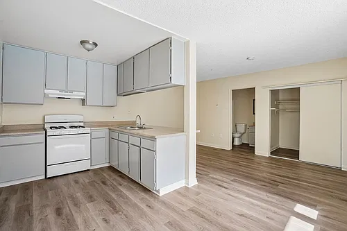 Floor plan 107
