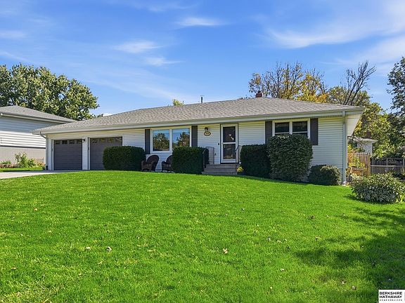 4th image of 3509 Gateway Rd