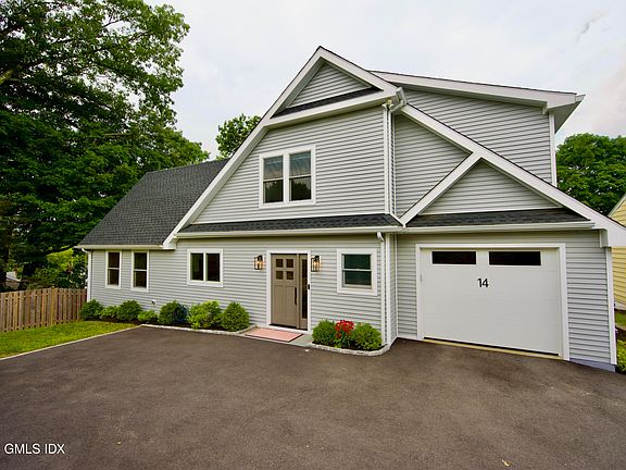 2nd image of 14 Rockland Pl