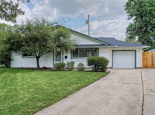 3840 Saranac Cir, Dayton, OH 45429