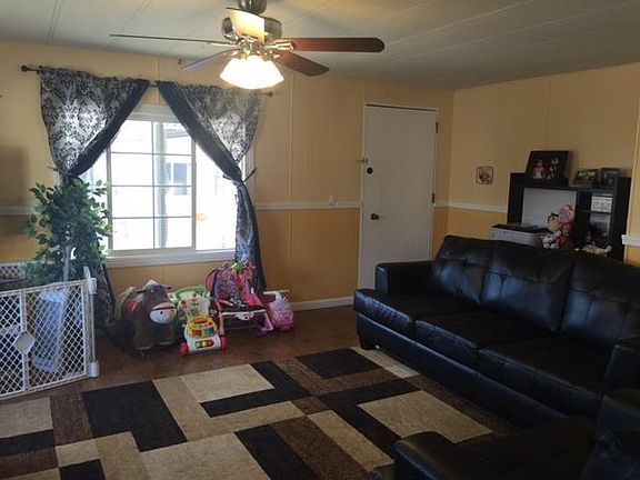 3rd image of 303 Los Encinos Ave #303
