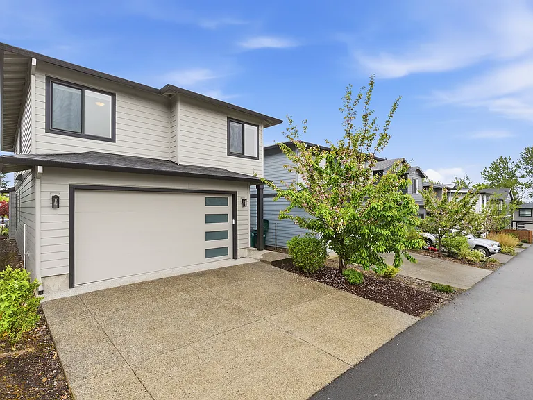 1118 SW Dottie Ct — Photo 17
