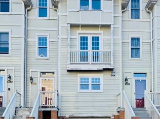 168-38 Powells Cove Blvd #17, Whitestone, NY 11357