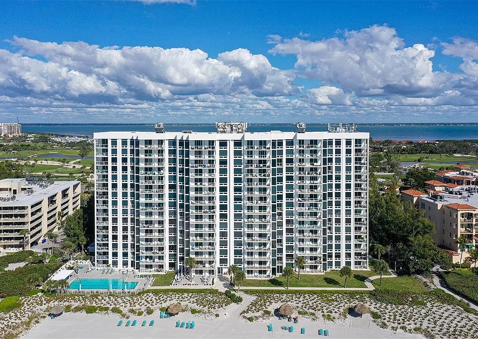 1st image of 2425 Gulf Of Mexico Dr Unit 2E