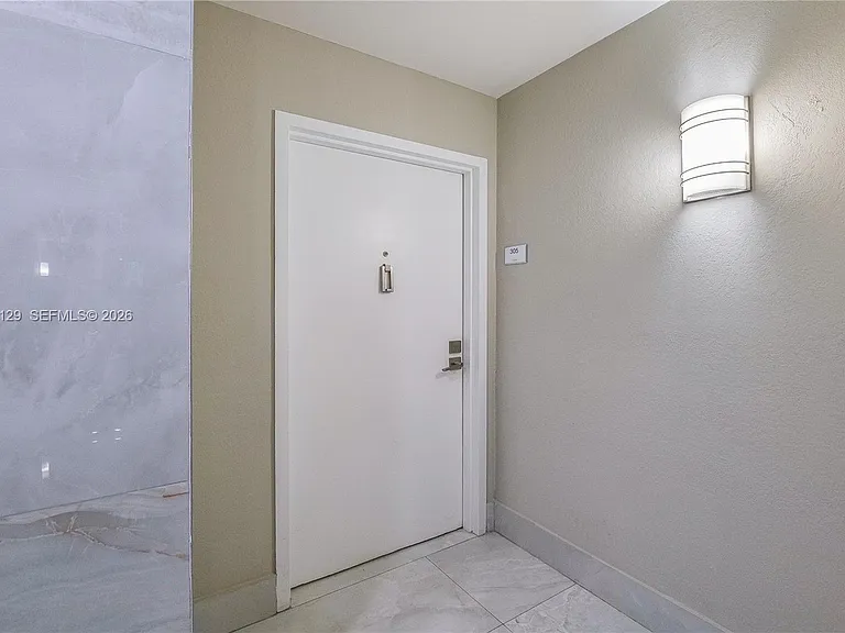 2401 S Ocean Dr #305 — Photo 27