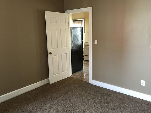 Larger bedroom