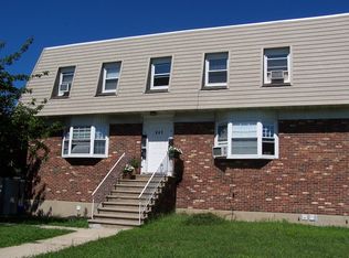 841 8th St APT 1, Secaucus, NJ 07094