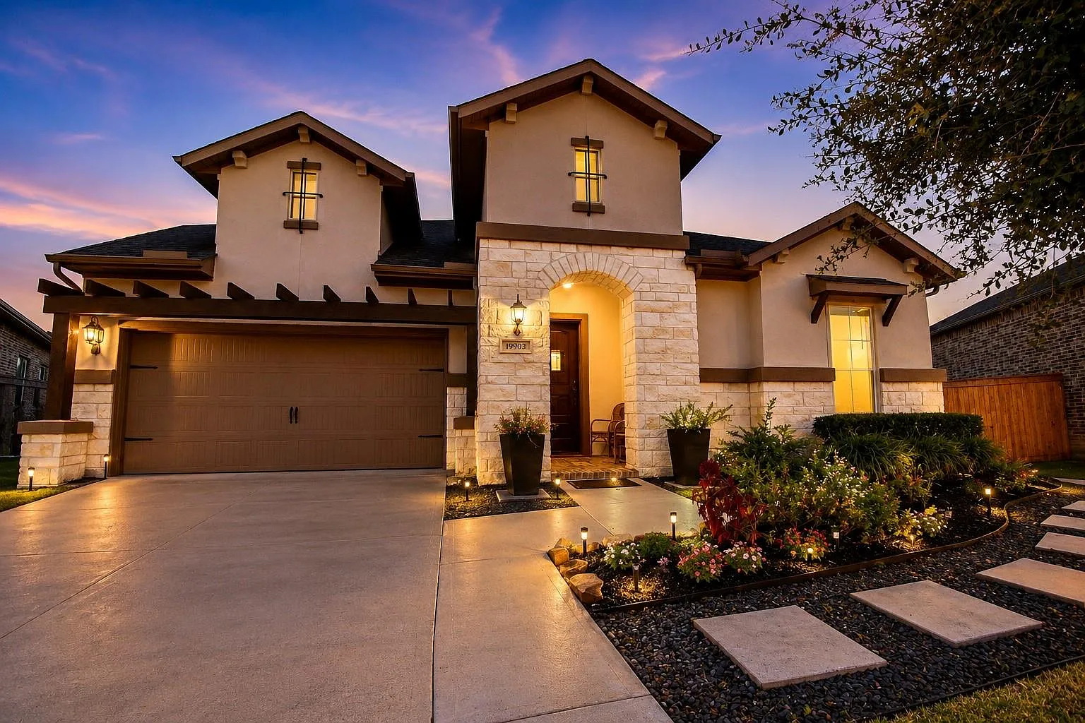 3 bed, 4.0 bath, 2664 sqft, $3,990 — Photo 4
