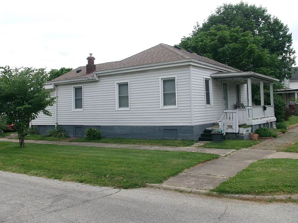 1st image of 235 E 2nd St