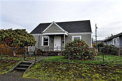 7025 S Puget Sound Ave Photo 1
